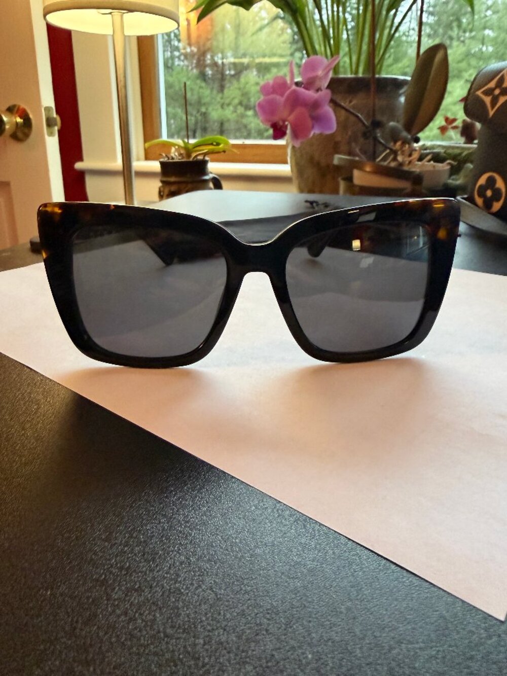 DIFF Lizzy Sunglasses - Picture 2 of 13